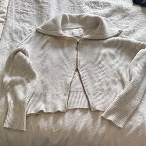 Abercrombie & Fitch Cream zip up Sweater